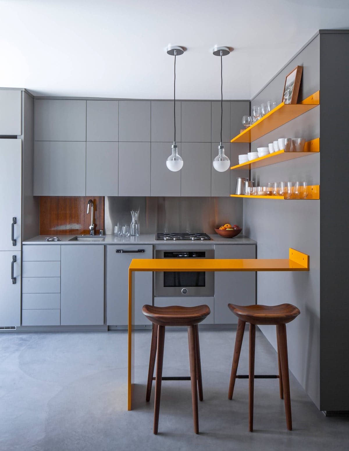 New Stylish London Aprtment - Main view