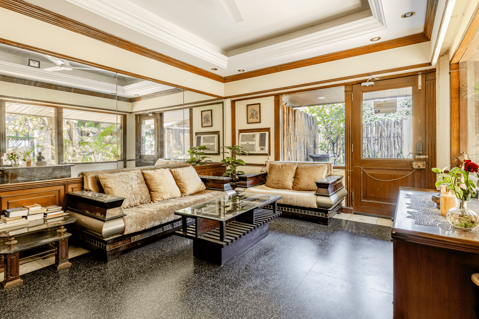 Room No. 5 - Top Floor Retreat - View 4